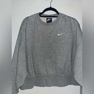 Cropped Grey Nike Sweatshirt